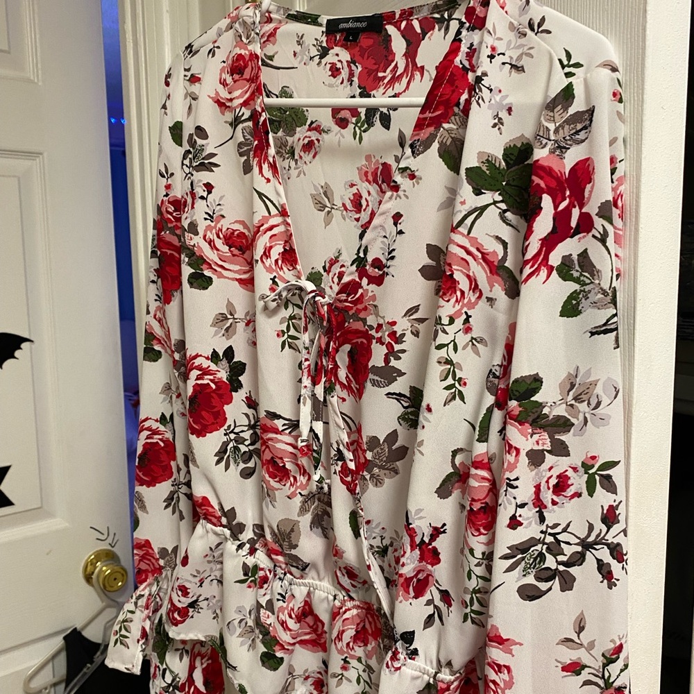 Beautiful floral blouse with tie front